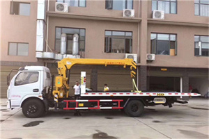 德格附近汽车轮胎更换