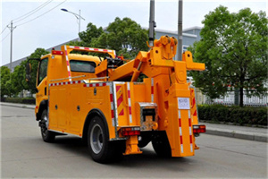 德格高速路拖车费